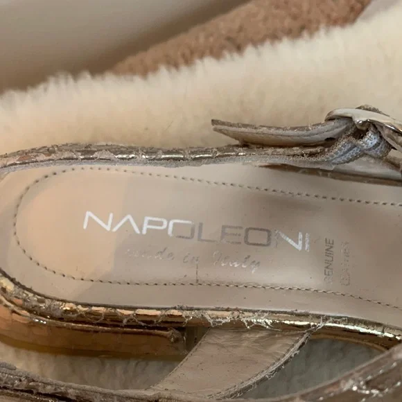 NWT Napoleoni Gold Shoes 40 - Picture 2 of 2